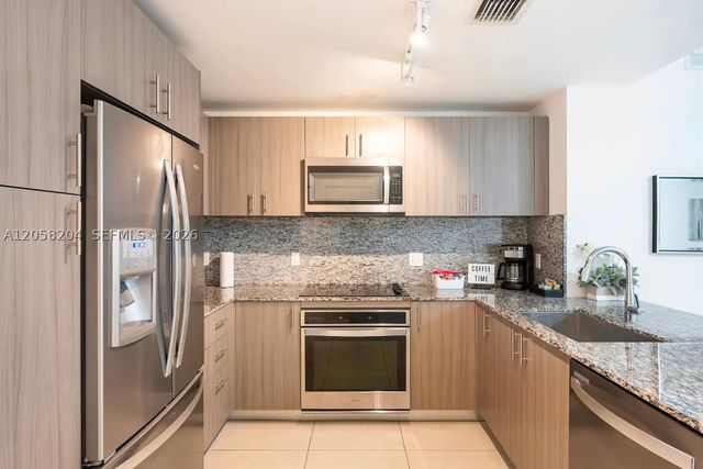 5350 NW 84th Ave 403, Doral, FL 33166