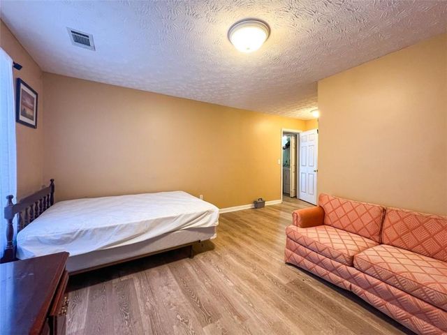 3492 Heathervale Way, Conyers, GA 30094