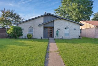 221 Long Shadow Lane, Mesquite, TX 75149