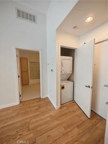 630 W 6th Street 506, Los Angeles, CA 90017
