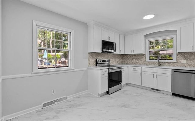 3008 W Cornwallis Drive, Greensboro, NC 27408