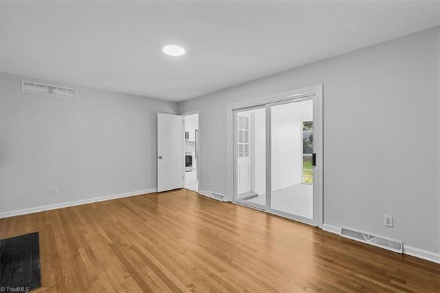 3008 W Cornwallis Drive, Greensboro, NC 27408