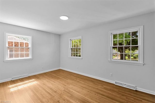 3008 W Cornwallis Drive, Greensboro, NC 27408