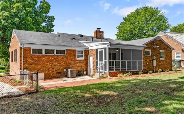 3008 W Cornwallis Drive, Greensboro, NC 27408
