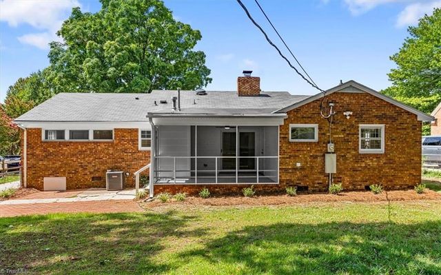 3008 W Cornwallis Drive, Greensboro, NC 27408
