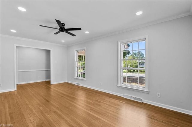 3008 W Cornwallis Drive, Greensboro, NC 27408