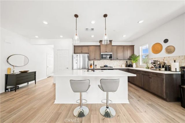 3929 E La Jolla Street, Ontario, CA 91761