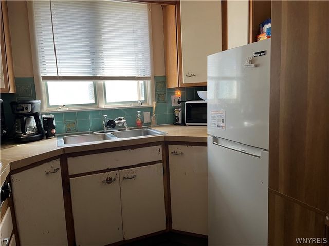 142 Grant Street, Lockport City, NY 14094