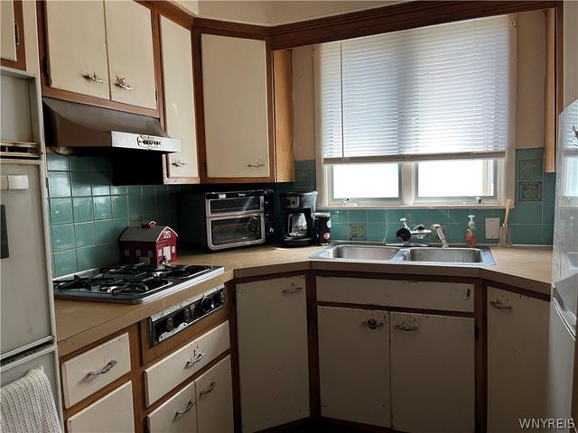 142 Grant Street, Lockport City, NY 14094