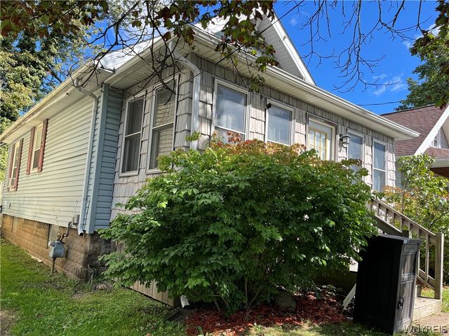 142 Grant Street, Lockport City, NY 14094