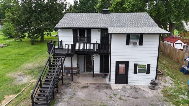 408 N 1st Street, Savannah, MO 64485