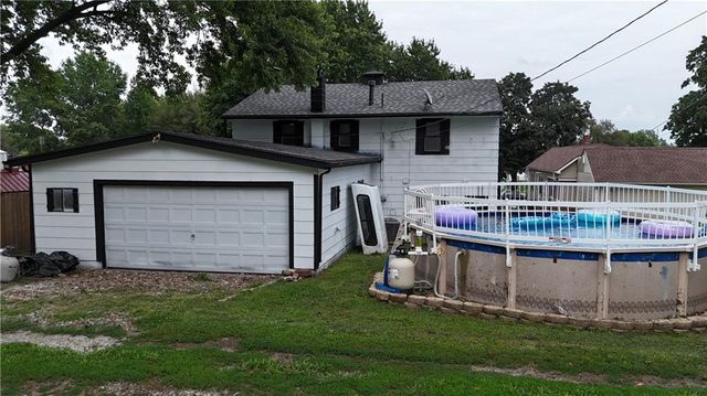 408 N 1st Street, Savannah, MO 64485