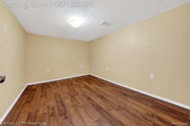 37717 Maas Drive, Sterling Heights, MI 48312