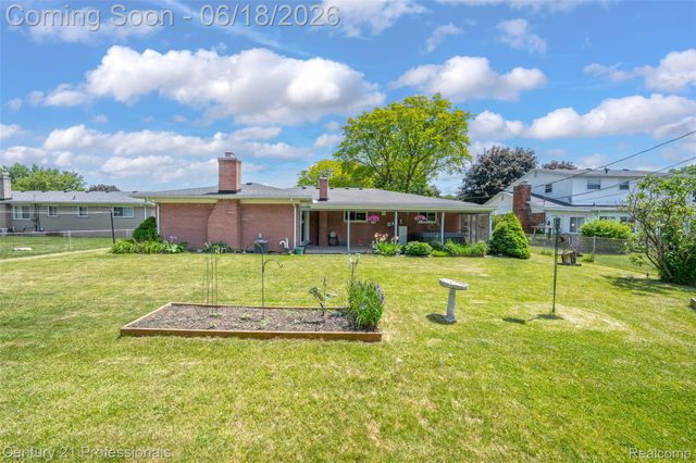 37717 Maas Drive, Sterling Heights, MI 48312