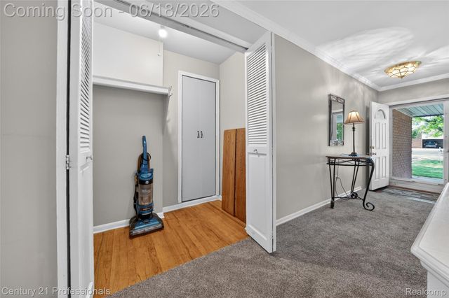 37717 Maas Drive, Sterling Heights, MI 48312