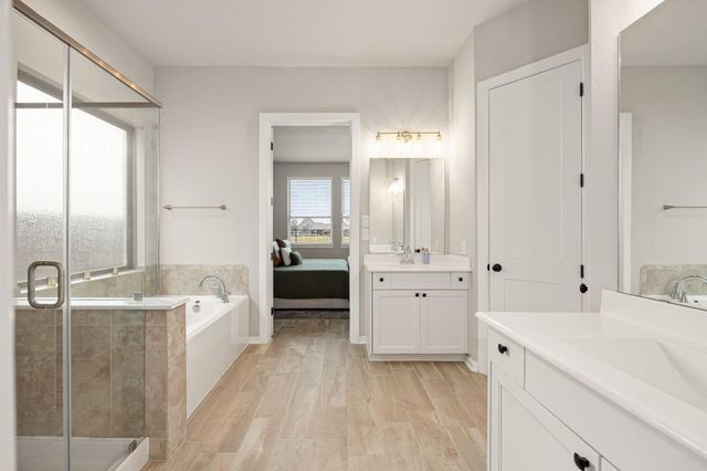 4823 Vaughan Way, Iowa Colony, TX 77583