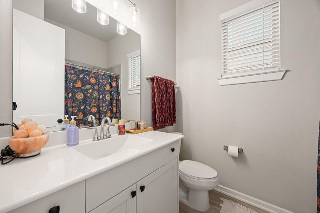 4823 Vaughan Way, Iowa Colony, TX 77583