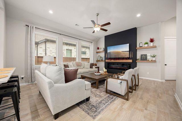 4823 Vaughan Way, Iowa Colony, TX 77583