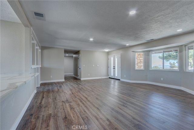 6572 Merced, Oak Hills, CA 92344