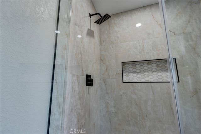 6572 Merced, Oak Hills, CA 92344