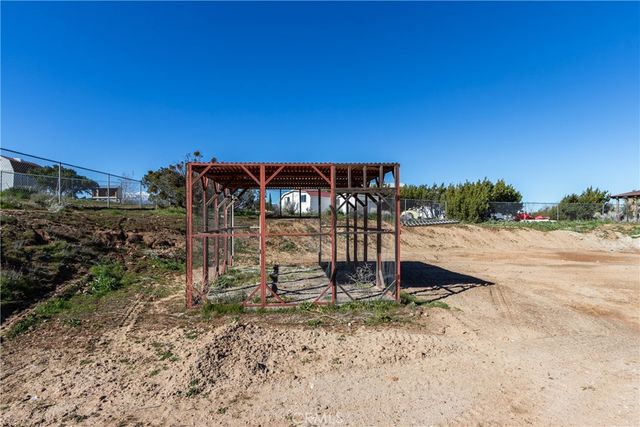 6572 Merced, Oak Hills, CA 92344