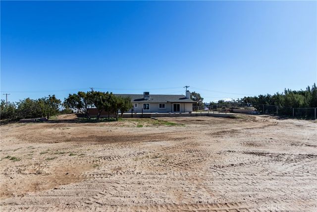 6572 Merced, Oak Hills, CA 92344