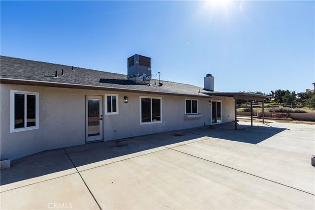 6572 Merced, Oak Hills, CA 92344