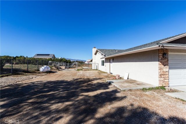 6572 Merced, Oak Hills, CA 92344
