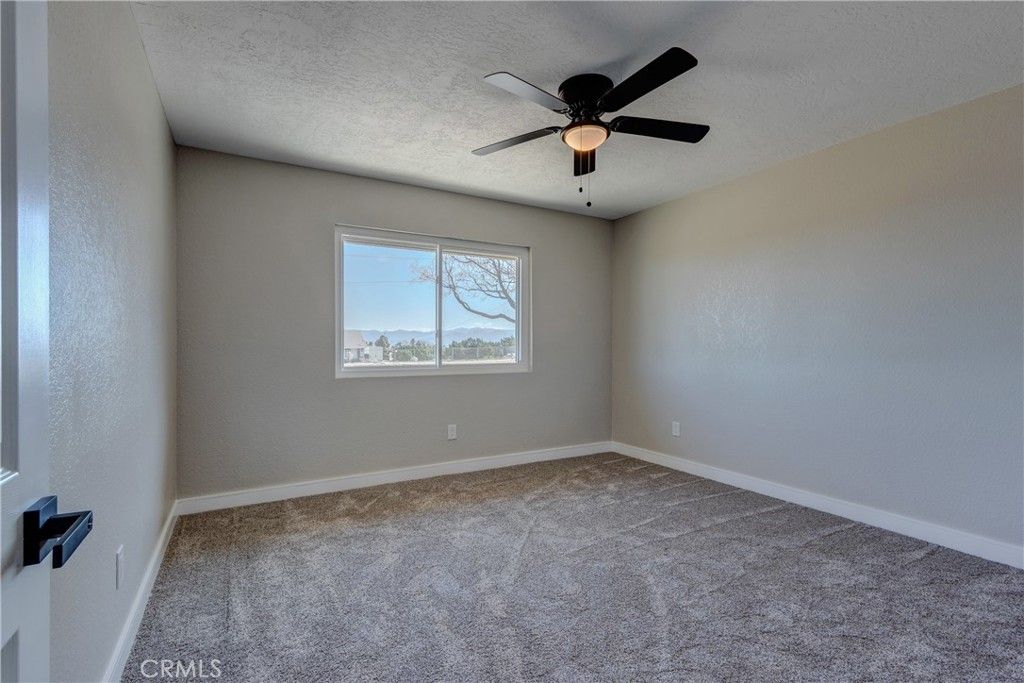 Image 25 of property listing at 6572 Merced, Oak Hills, CA 92344