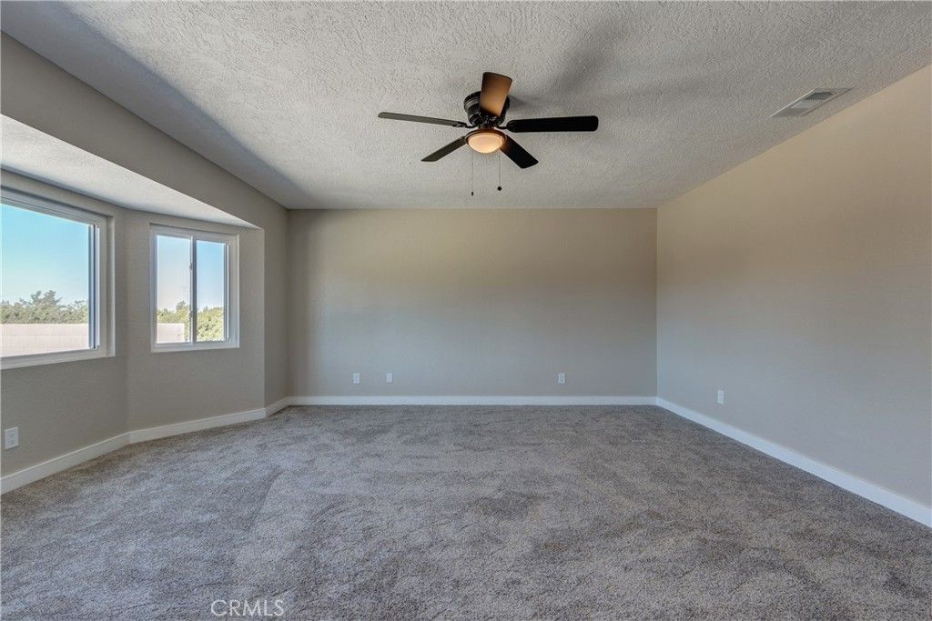 Image 39 of property listing at 6572 Merced, Oak Hills, CA 92344
