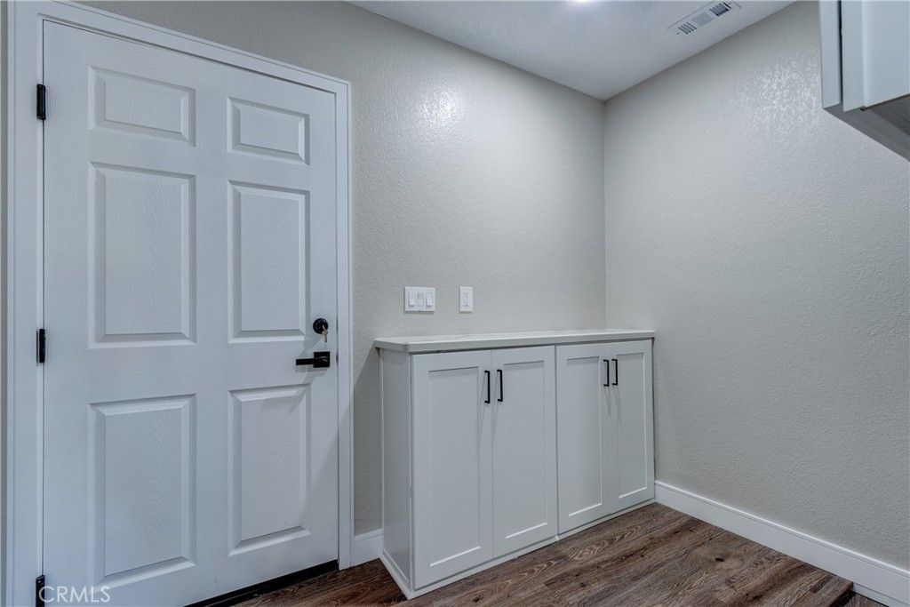 Image 42 of property listing at 6572 Merced, Oak Hills, CA 92344