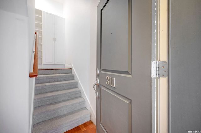 215 Center St Apt 311, San Antonio, TX 78202