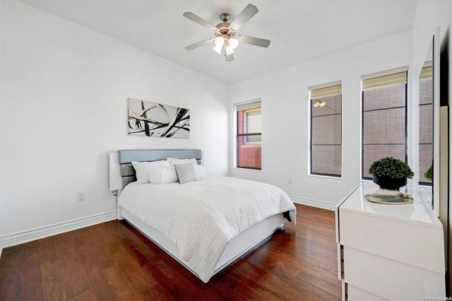 215 Center St Apt 311, San Antonio, TX 78202