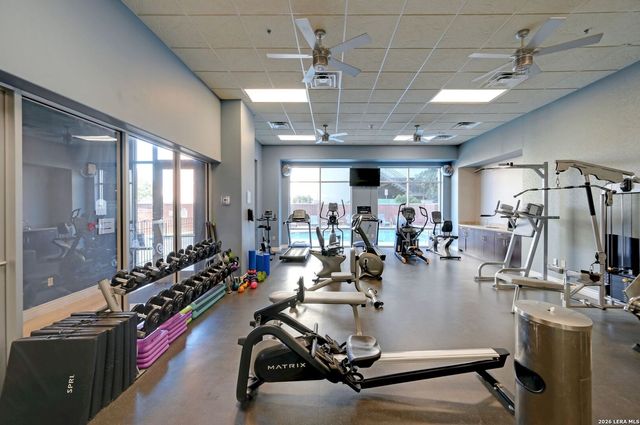 215 Center St Apt 311, San Antonio, TX 78202