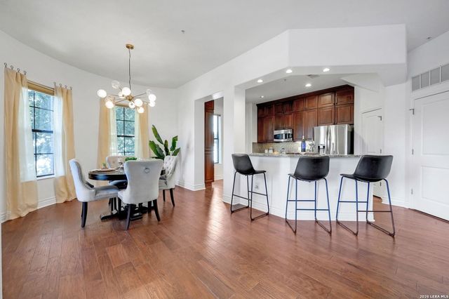 215 Center St Apt 311, San Antonio, TX 78202