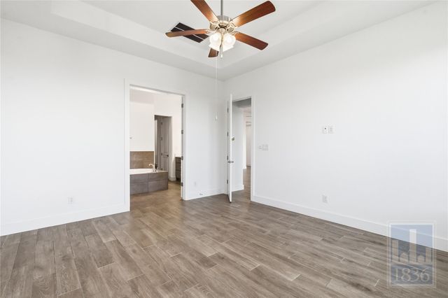 1024 Siena Sunset RD, Leander, TX 78641