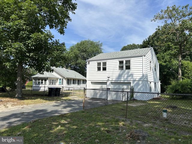 452 RARITAN AVE, Atco, NJ 08004
