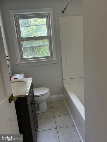 452 RARITAN AVE, Atco, NJ 08004