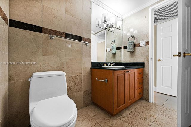 5225 Collins Ave 706, Miami Beach, FL 33140