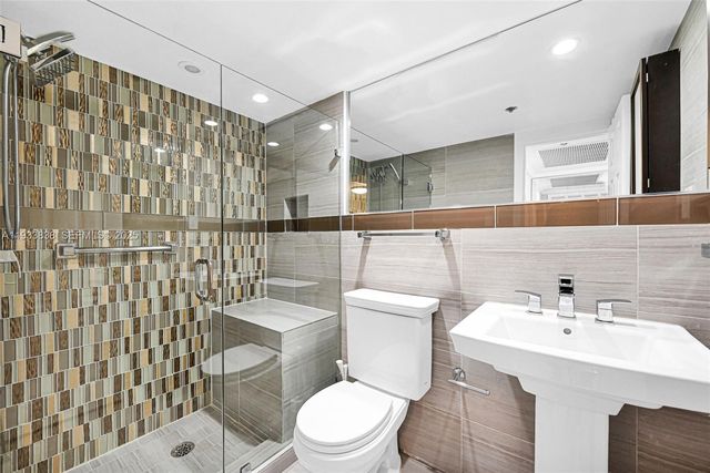 5225 Collins Ave 706, Miami Beach, FL 33140