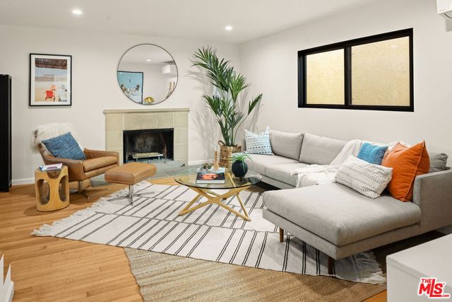 2613 5th Street, Santa Monica, CA 90405