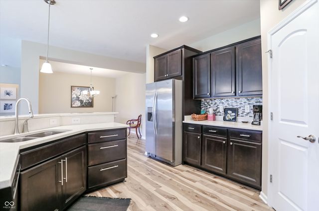 4731 W Lawrence Way, New Palestine, IN 46163