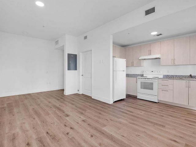 2130 NW 37th Street, Miami, FL 33142