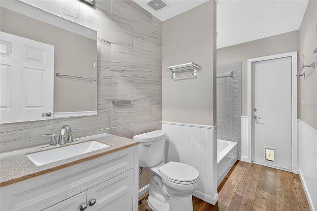 330 ROBBINS REST CIRCLE, Davenport, FL 33896