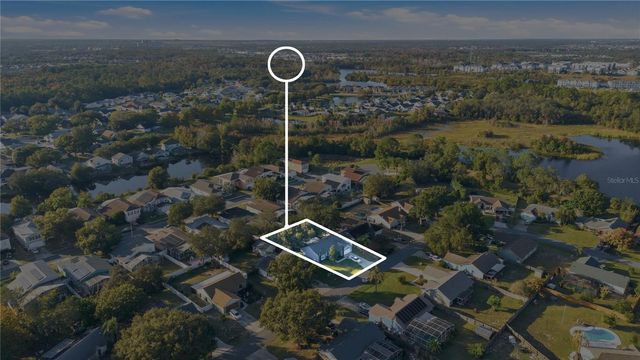 330 ROBBINS REST CIRCLE, Davenport, FL 33896