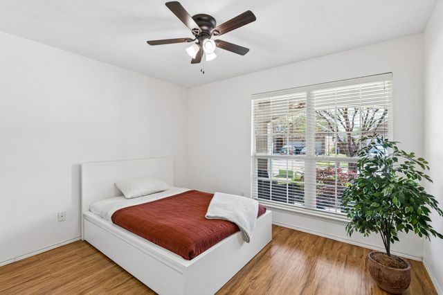 6415 Lakewood Drive, Sachse, TX 75048