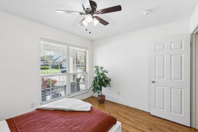 6415 Lakewood Drive, Sachse, TX 75048