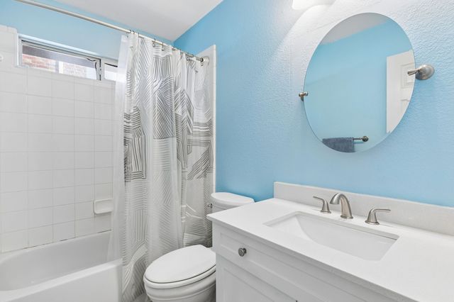 6415 Lakewood Drive, Sachse, TX 75048