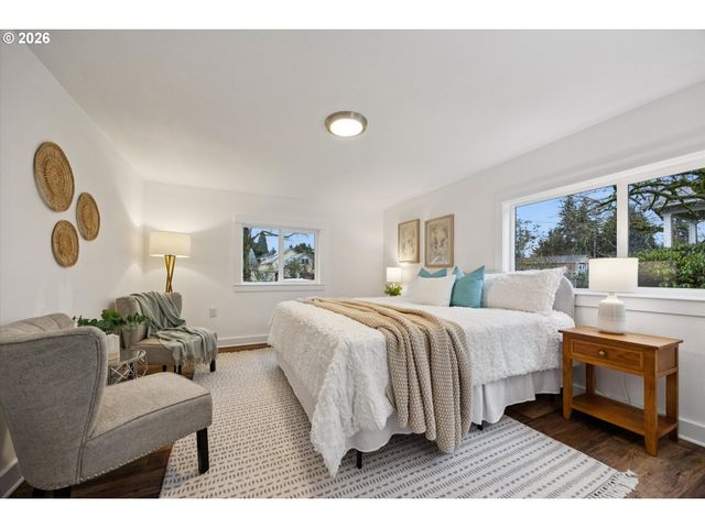 4563 Ne 47th Ave 1, Portland, OR 97218