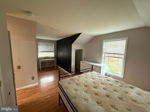 521 NORTHERN SPY DR, Linden, VA 22642